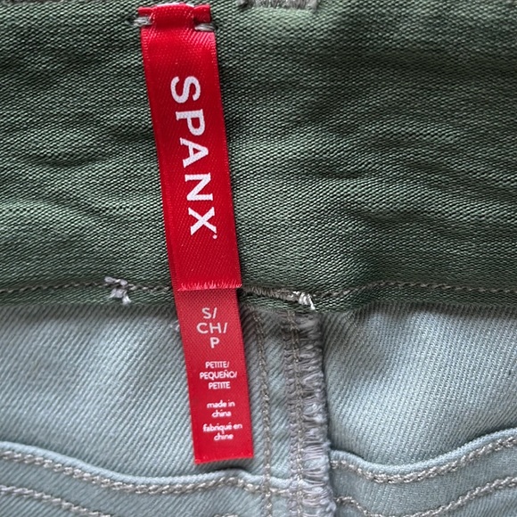 NWT! Spanx XS, XSP, SP 20311Q Stretch Twill Ankle Cargo Pant, stone wash camo - Picture 13 of 15